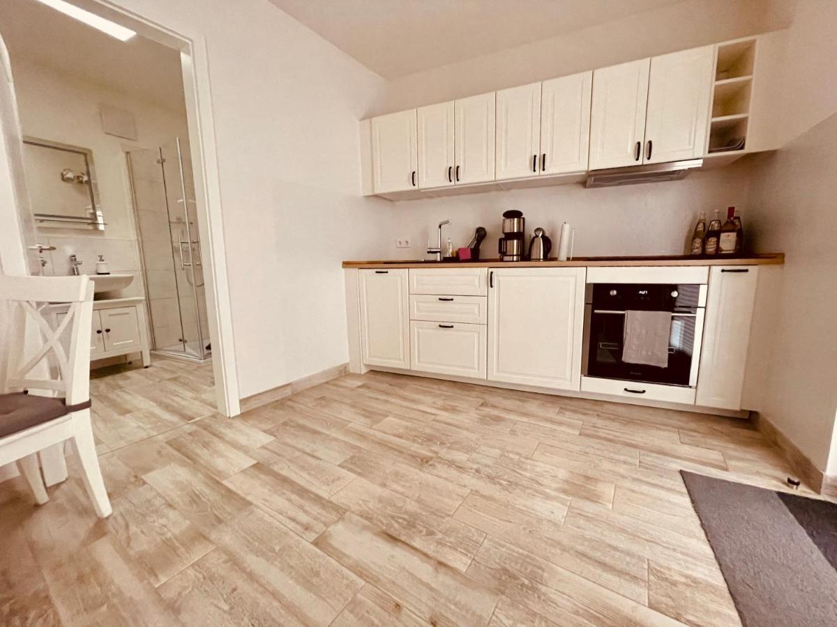 Ferienwohnungen Mey Haus Zum Rosenstock エアフルト エクステリア 写真